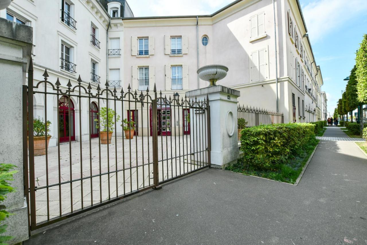 Superbe Appartement Pour 6 Personnes A Disneyland Serris Luaran gambar