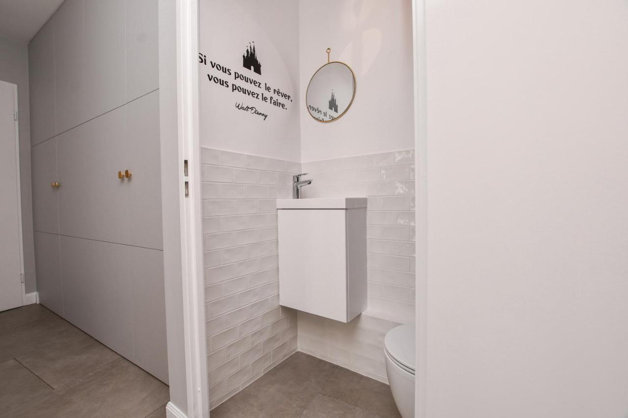 Superbe Appartement Pour 6 Personnes A Disneyland Serris Luaran gambar
